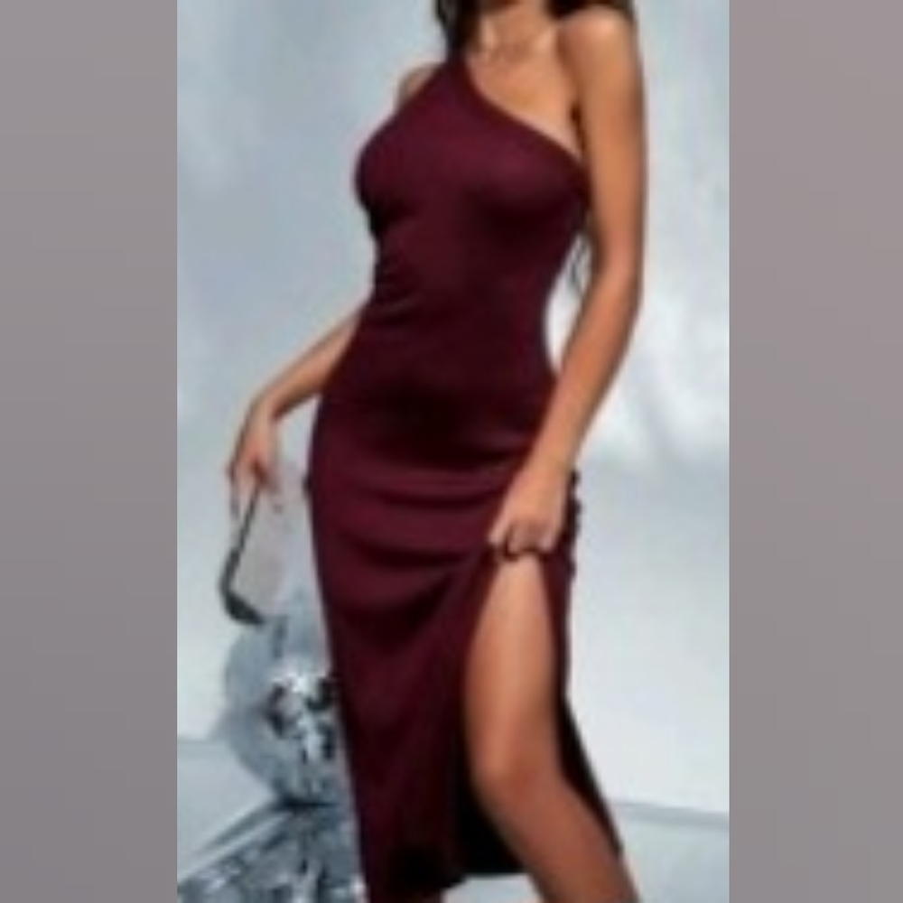 One shoulder knit sweater dress